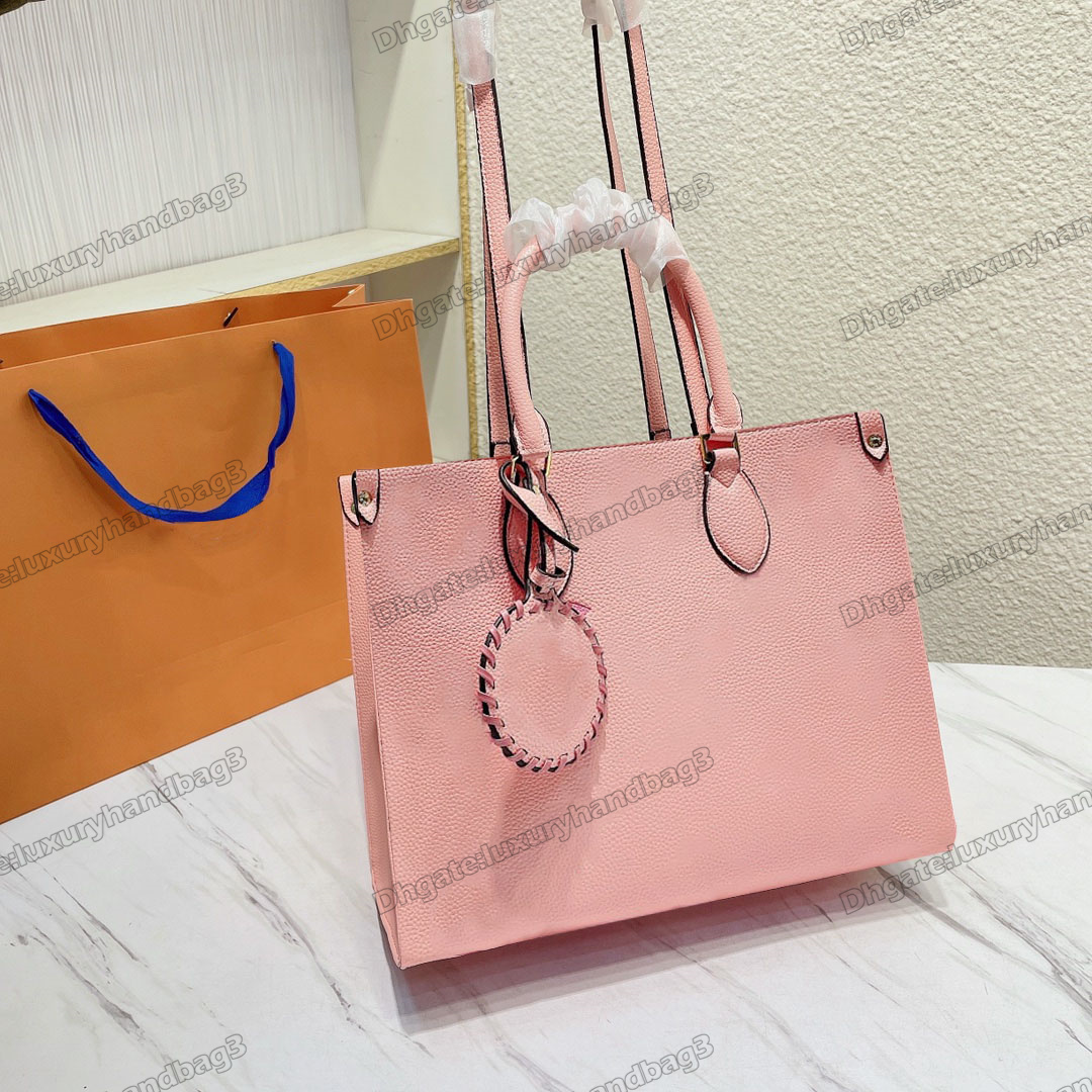 

2022 By the Pool Onthego MM Tote Bag Gaint Monograms Print Handle Bag with Flower Tag Luxurys Women Shoulder Bags 35cm, Color 1#