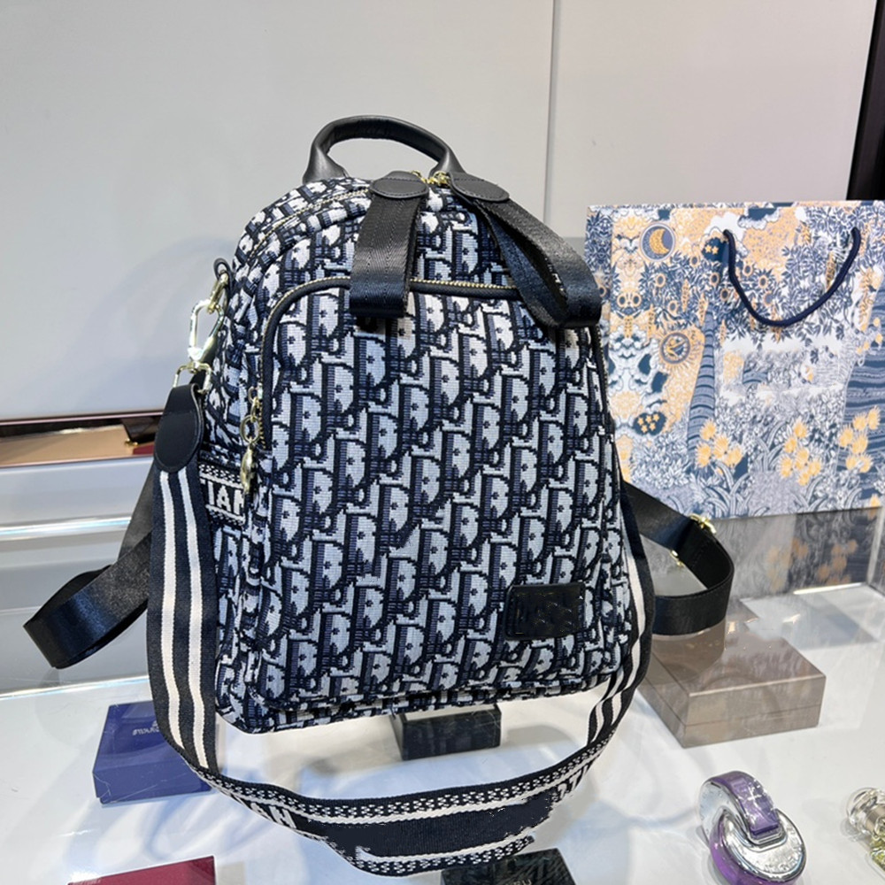 

2022 New High Quality Backpack Unisex Large Capacity Daily Matching Outing Travel Bag Classic Print and with One Shoulder Strap, 001