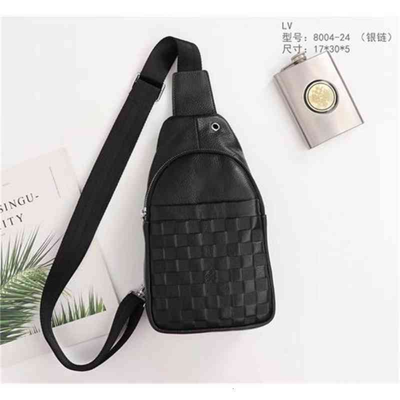 

Luxury design Men Woman's Waist Bags M81323 8004 OUTDOOR POUCH shoulder bag CAMPUS CHRISTOPHER real leather DISCOVERY HORIZON CLUTCH messenger bag, Picture show