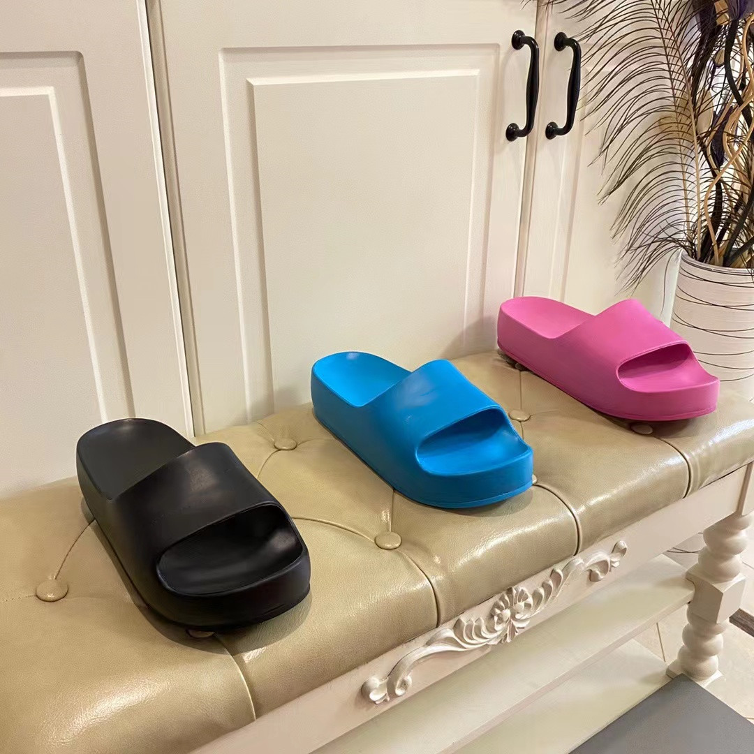 

Jelly slippers matte rubber upper, rubber sole thick design platform approx. 44 mm / 1.75 inches with dust bag, Blue
