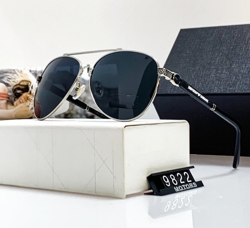 

9822 Wholesale Designer Sunglasses Original Eyeglasses Outdoor Shades PC Frame Fashion Classic Lady Mirrors for Women and Men Glasses Unisex 9 colors