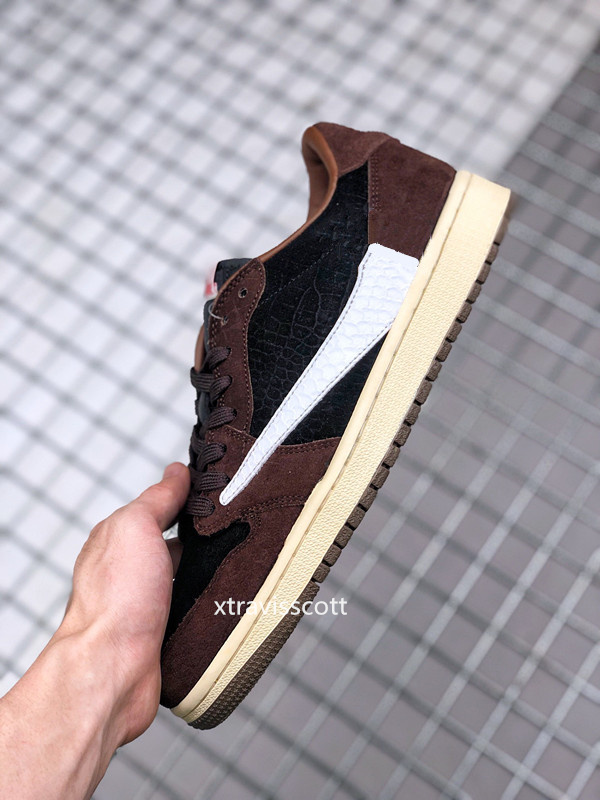 

Mens Shoes Jumpman 1 Low OG Dark Brown Fragments Basketball Shoe High Quality Sports Sneakers Real Leather Color Dark Brown/black/white Size 36-47 Available, Box