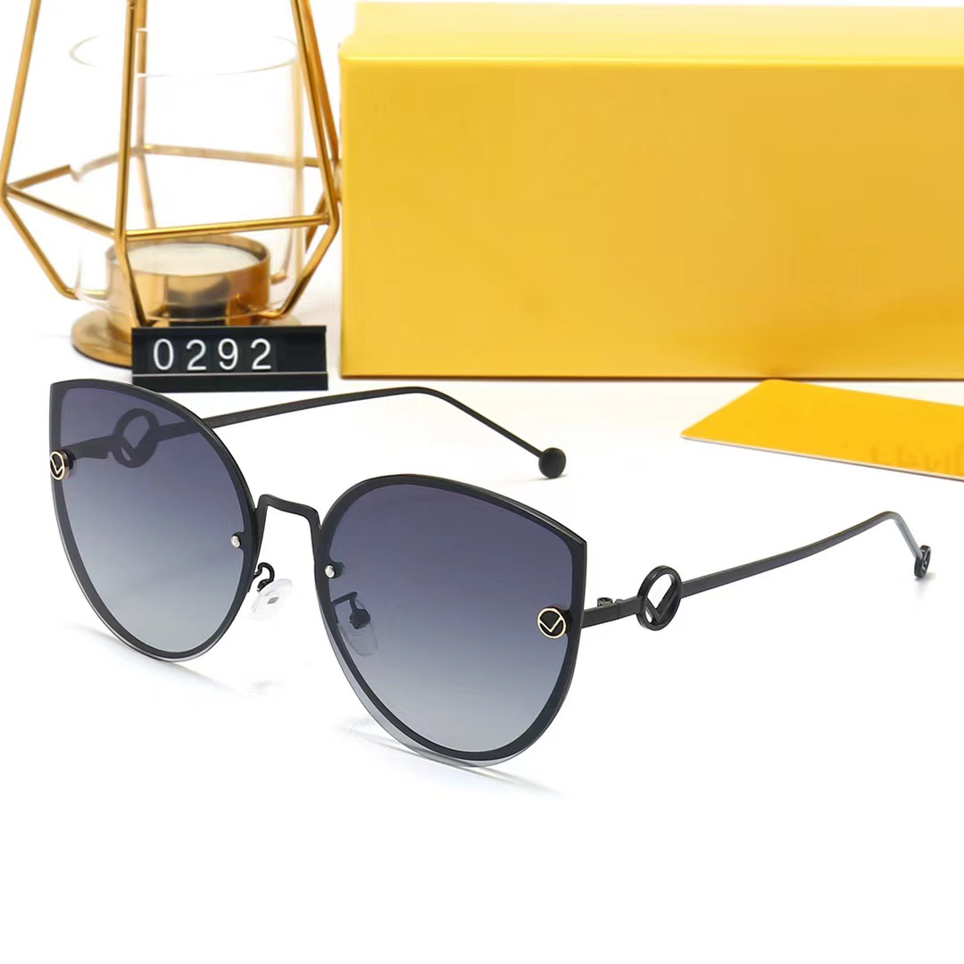 Wholesale Designer Classic Sunglasses Fashion Trend Adumbral Design for Man Woman Luxury Sun Glasses Ultraviolet-proof Full Frame Optional High-q