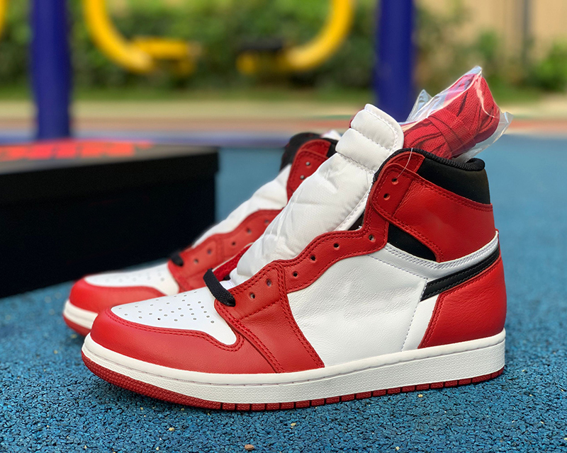 Shoes High quality 1s Hiht GO Basketball Retro Chicago Luxurys Designers Men women Red white Jumpman 1 Top calf leather Fashion Trainers