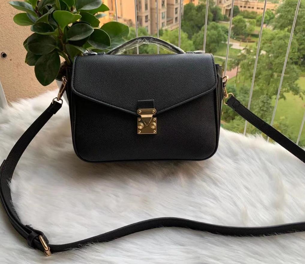 

2022 ARTSY Luxury Hot Sell Leather Women Messenger Bag Classic Style Fashion Bags Shoulder Lady Totes Handbag Girl Postman Handbags Have Box Card, Premium