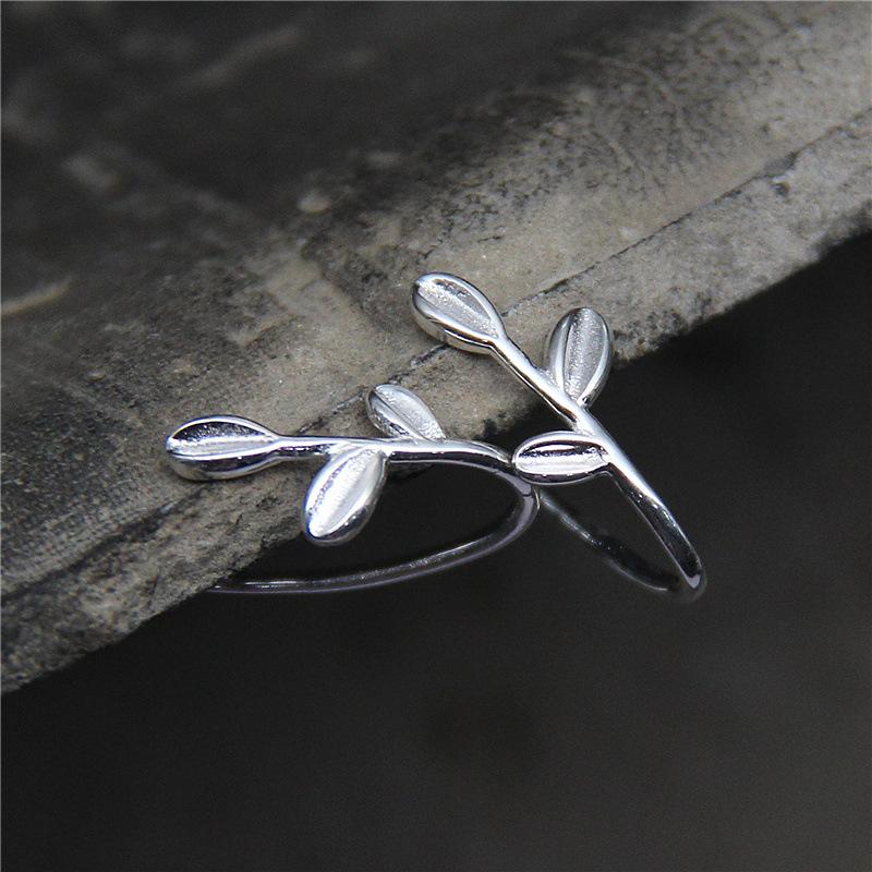 

Hoop & Huggie Real S925 Sterling Silver Fashion Simple Literature And Art Young Leaves Small Fresh Earrings MeibaPJ Exquisite Party JewelryH