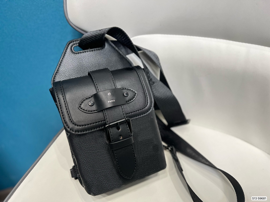 

HH Mens Chest Avenue Sling Bag Classic Designer Leather Mini Chest Shoulder Bags Luxurys Designers Cross Body Purse Wallet Hobos Handbag, Black flower