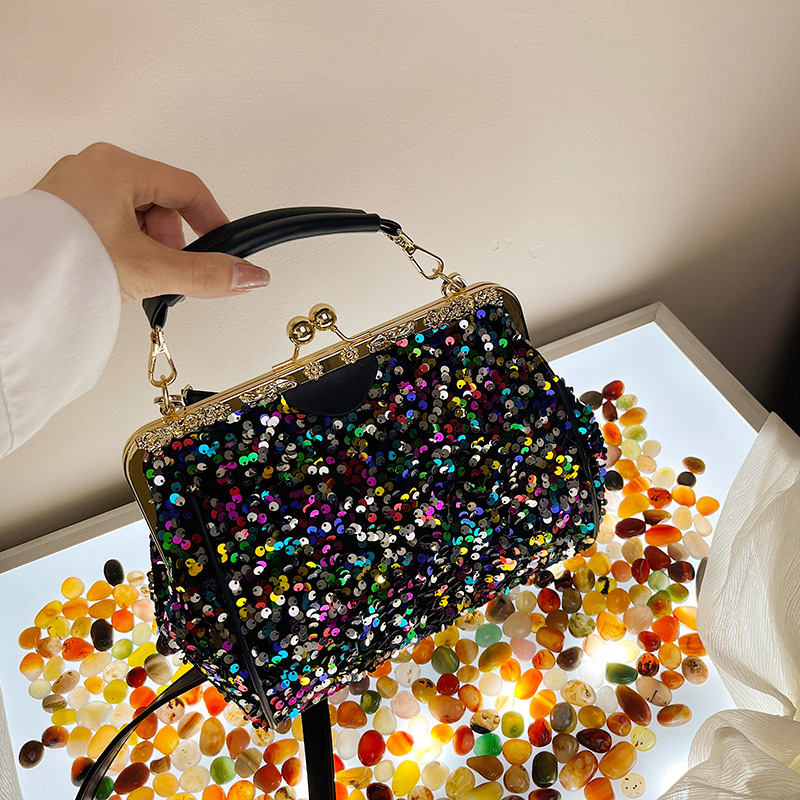 

Wholesale factory ladies leather shoulder bags sweet little fresh sequined shell bag street color fashion handbags Joker metal buckle handbag in summer, Pink-5355
