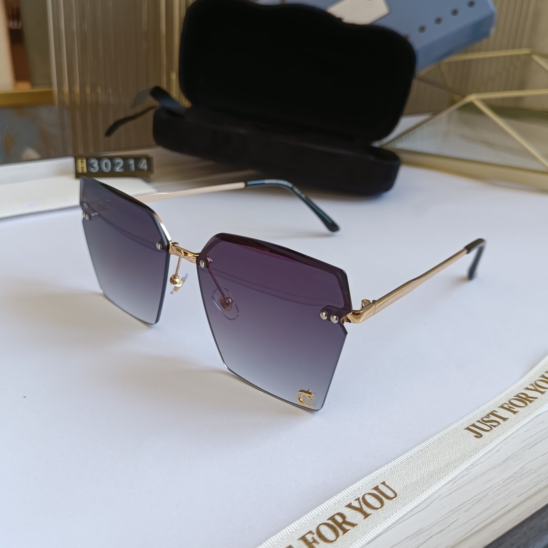 

Luxury Rectangle Women Sunglasses Fashion Womens Brand Deisnger Full Frame UV400 Lens Summer Style Big Square Top Quality Come With Case 30214