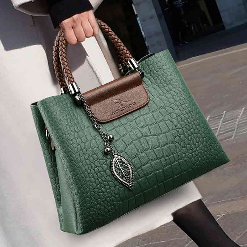 

2022 3 Layers Pocket Handbag High Quality Leather Women Handbags Luxury Brand Diagonal Ladies Shoulder Messenger Bags Tote, Green