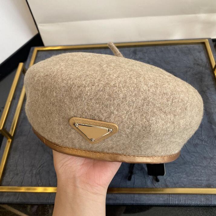 

Autumn and winter Beret Womens Fashion Letter Tie-Dye Cashmere Hat Beret Cap Lady Outdoor Travel Warm Winter Windproof, Black