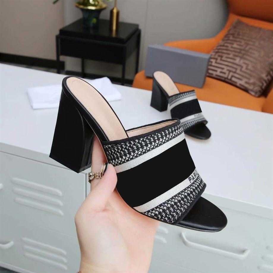 Sandals Luxurys Designers Shoe Brand summer Shoes Designer Womens Women Slip Pointed Toe Sandal Sexy Slingback Pumps with box size287I