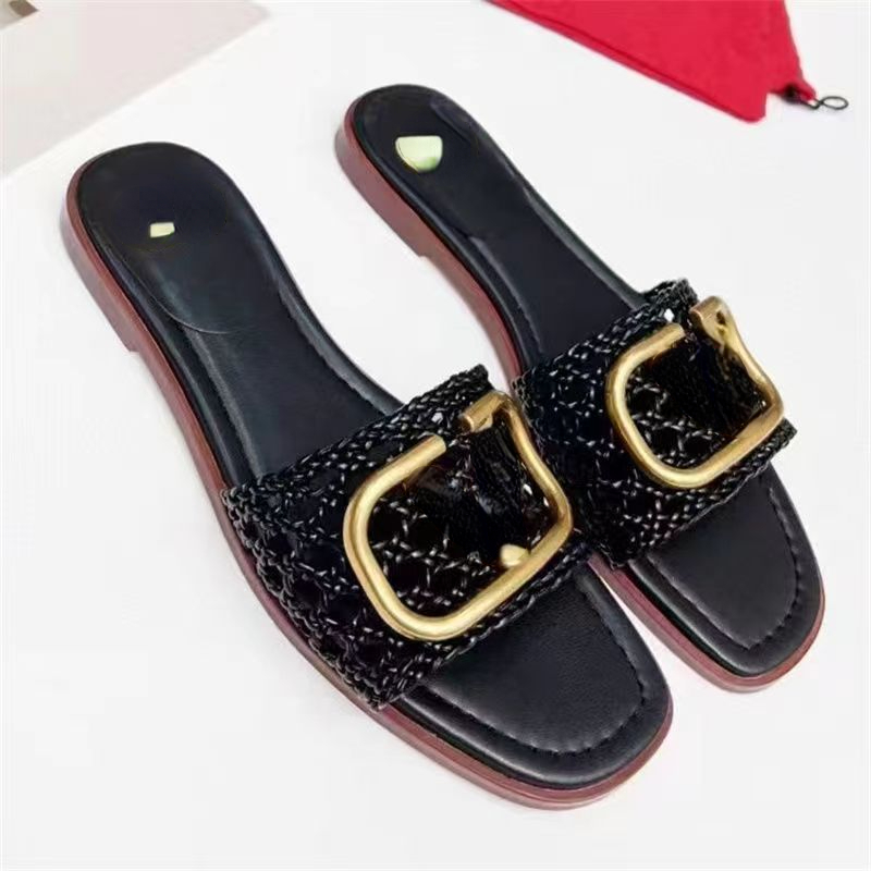 

Flip-flops slippers OP39 for women summer wear versatile fashion European and American personality trend 2022 new thick low heel sandals, Mode other model contact with us