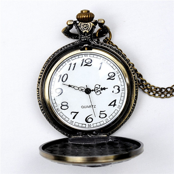

10pcs Classic large retro Chairman Mao pocket watch bronze back Tiananmen square pattern white nostalgic-1, Black