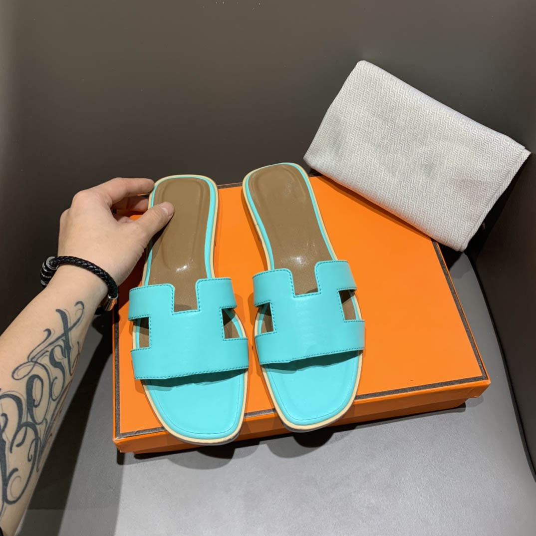 

famous brand Beach slippers Classic Flat heel Summer Designer Fashion flops leather lady Slides women shoes Hotel Bath Ladies sexy Sandals Large size 35-42, Color 17