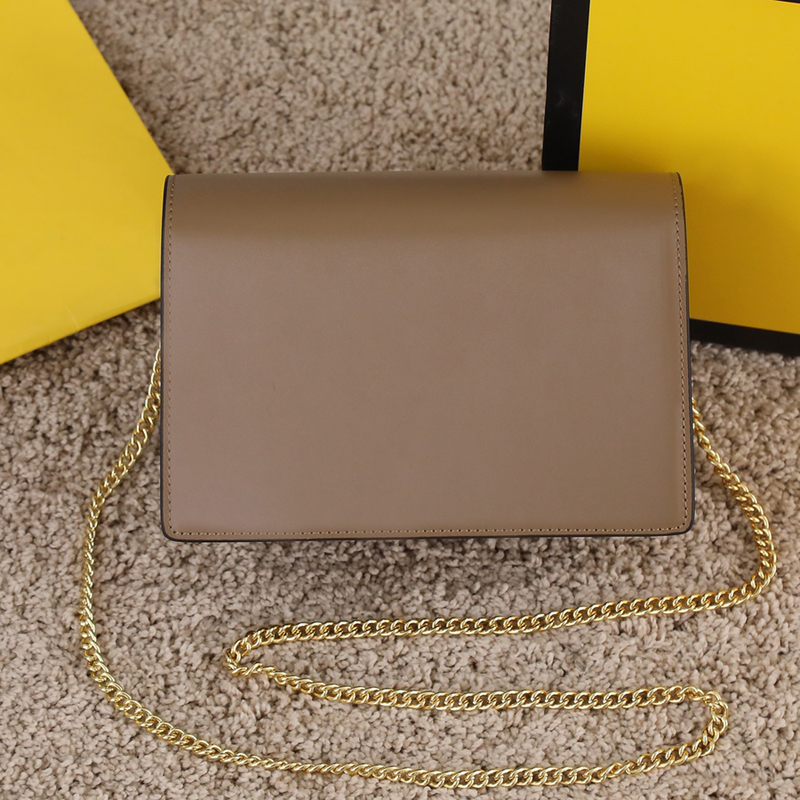 

2022 New Wholesale Top Ladies Chain Envelope Bags Luxury Personality Designer Women's Messenger Bags Fashion Casual One Shoulder Portable Wallets 84, Customize