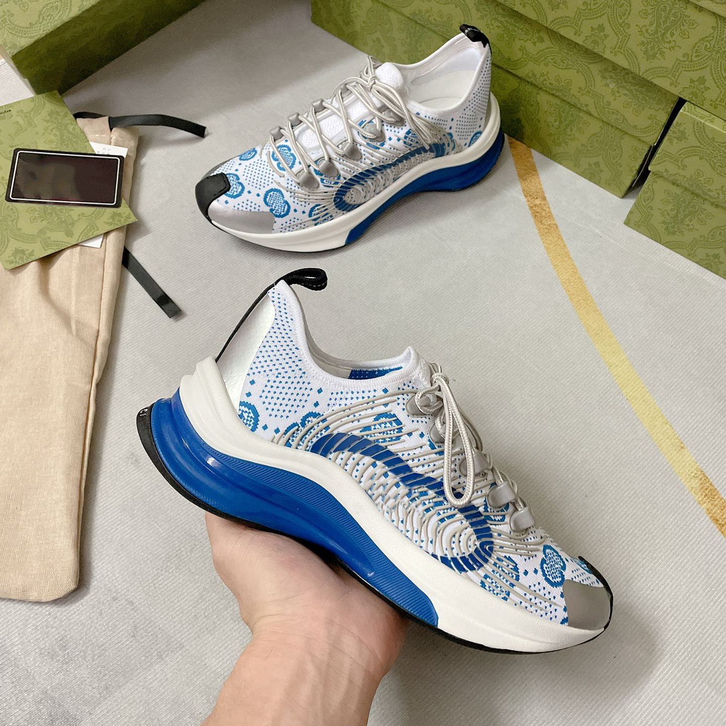 

New G RUN Casual Shoes Multicolor Men Floral Sneakers Casual Heightening Couple Luxury Ladies Jersey Fashion Daddy Shoe Size 35-44