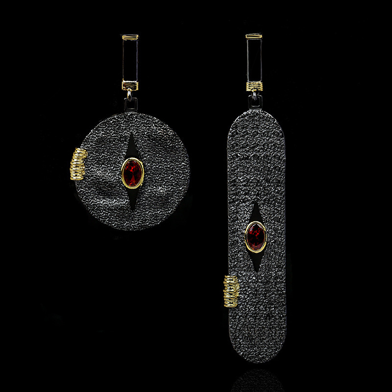 

Creative Wrong Modern Earrings Female Cool Style Fashion Black Gold Two-color Earrings