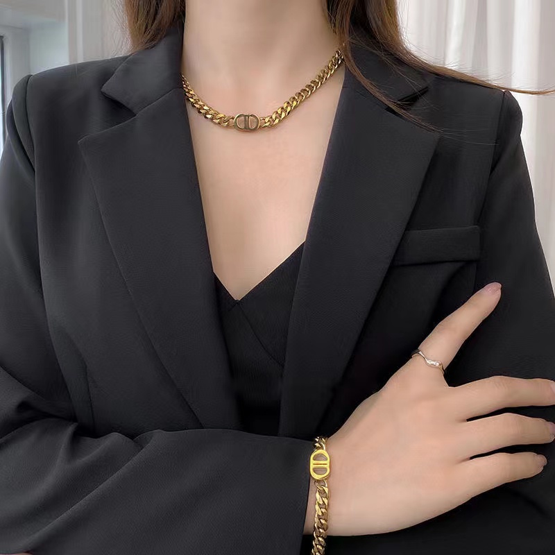 

2022 Luxury Fashion Choker CD Necklace Bracelet earring Designer Jewelry Wedding Diamond 18K Gold Plated Platinum Letter pendants