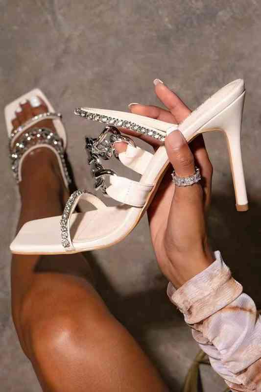 

Sandals Slides 2022 New Slippers Metal Chain Rhinestone Sandals Luxury Thin High Heels Women Shoes 220617, Black