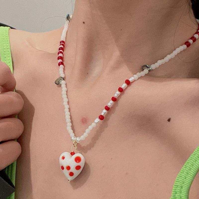 

Pendant Necklaces Elegant Sweet Love Heart For Women MaMa Gift Fashion Jewelry Goth Pearl Glass Beads Chains Choker Accessories