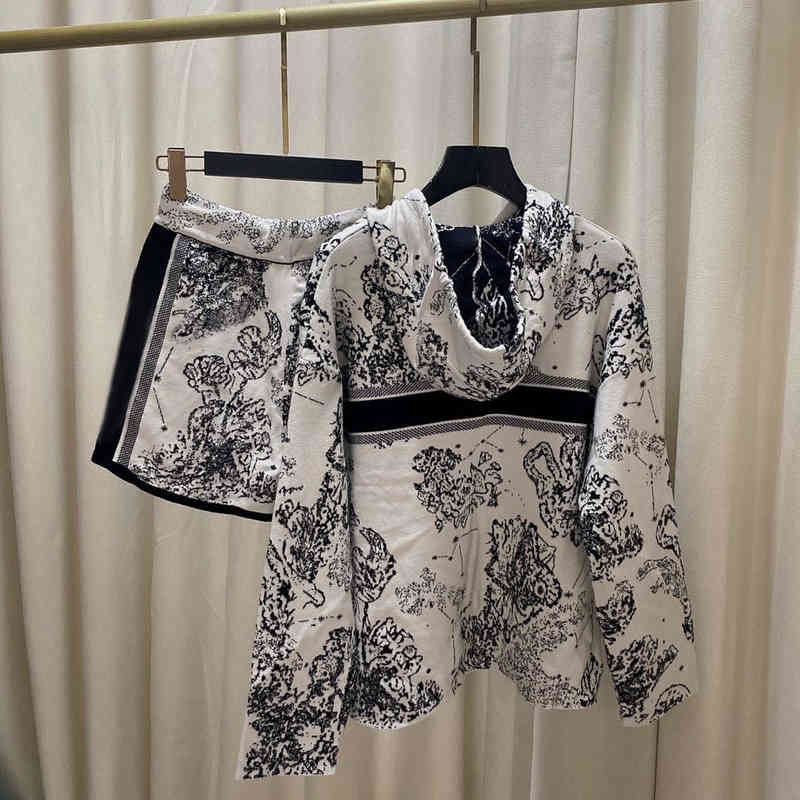 

Luxury Womens Two Pieces Pants High Elastic Abstract Jacquard Long Sleeve Hoodie With Shorts 2 Piece Sets Designer Tracksuits Women Clothing, Extra shipping