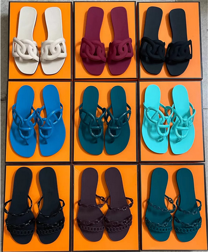 2022 Designer Luxury Oran Sandale Femmes Chaîne de chaînes d'été Rubber Big Slides Fashion Beach Chaussures sexy Slippers plates Top Quality With