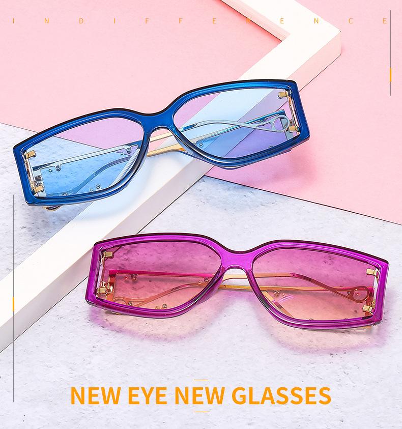 

Sunglasses Fashion Punk FT Style Ins Small Window Rivet Personality Catwalk Net Celebrity Trend 2817Sunglasses