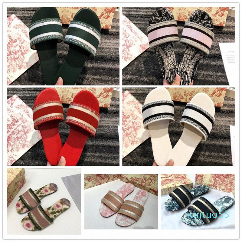

2022 Paris Dies Sandals Paris Embroidered Dazze Dways Luxury Designer Slippers Women Sandals Denim Ladies Summer Flat Outdoor Beach Rain aYm