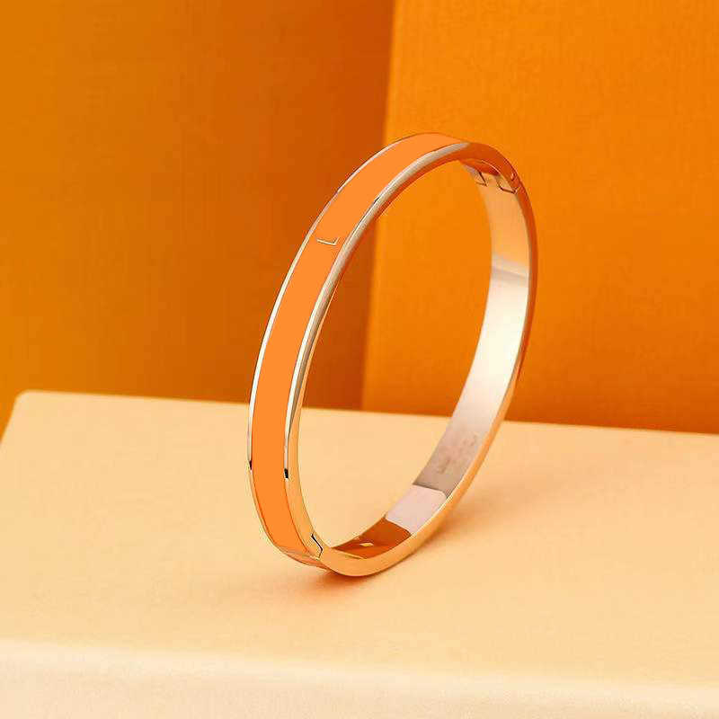 Luxurys Designers Bracelet Bangle Designer Fashion Women's Jewelry High Quality Classic Men' and Women' Personalized Couple-image-747440526