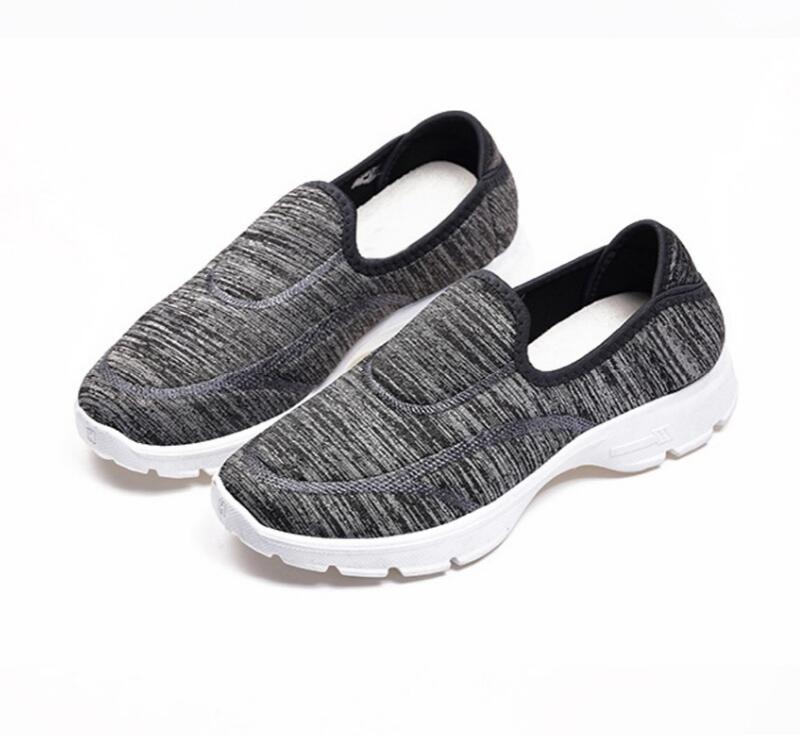 

9 2022 Summer Mesh Women's Cloth Shoes, Lightweight Soft Sole Mother Shoes Breathable Fly Woven Women Loafers, Bred