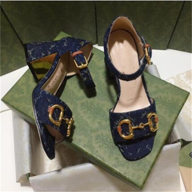 

Classics Woman shoes High Quality slipper 100% Leather Flat Sandals Fashion Designers Slides Metal buckle Slide Rubber Ladies Beach Women Slippers shoe size 35-40, 10