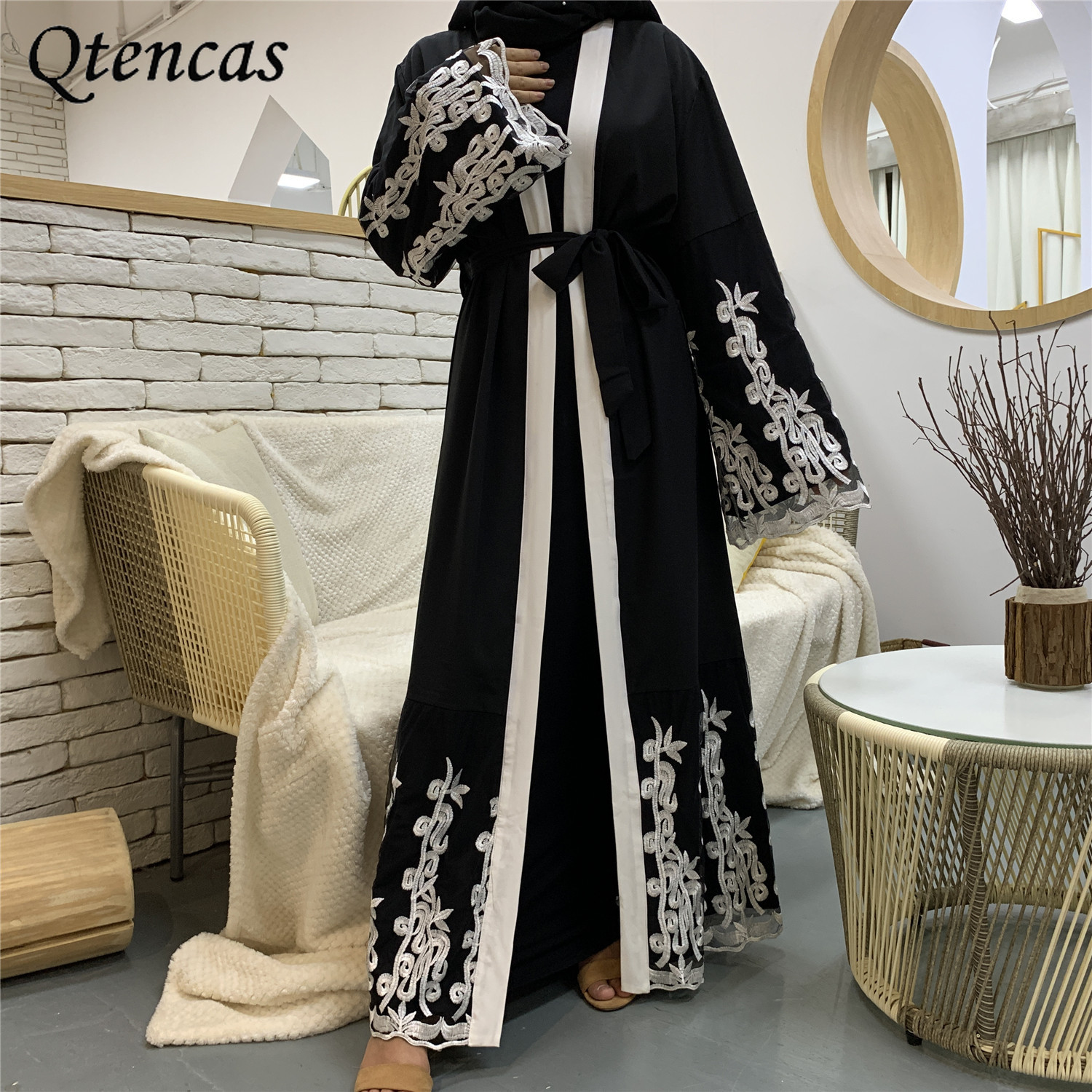 

Black Kaftan Kimono Open Abaya Dubai Turkey Muslim Hijab Dress Abayas for Women Islamic Clothing Caftan Djellaba Femme Jalabiya