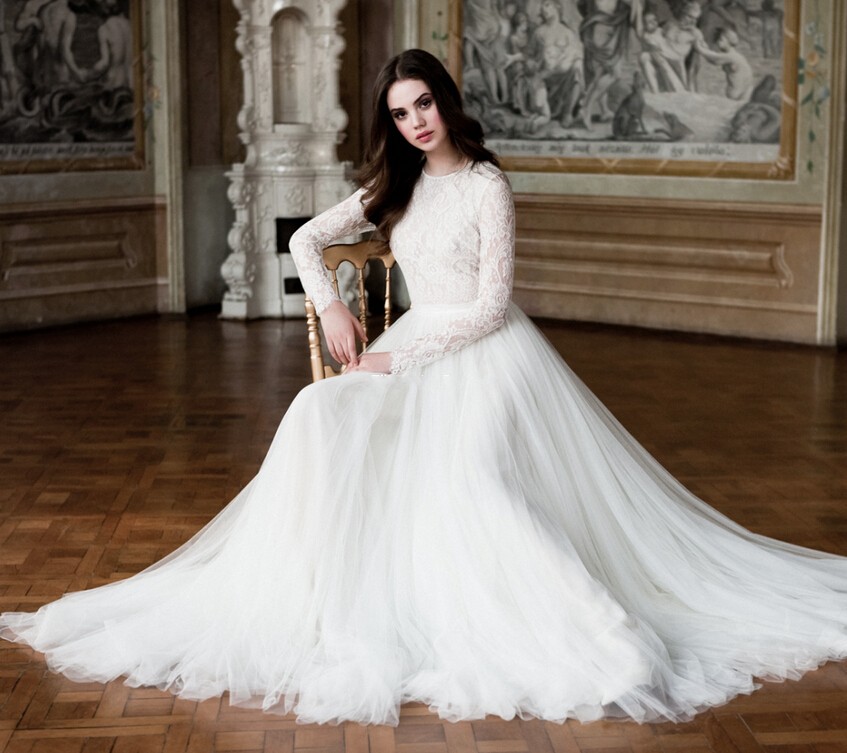 

Vintage Long Sleeves Wedding Dresses Tulle A Line Sweep train Crew Custom made Draped Cheap 2016 Spring Bridal Gowns Vestido de Novia, Ivory