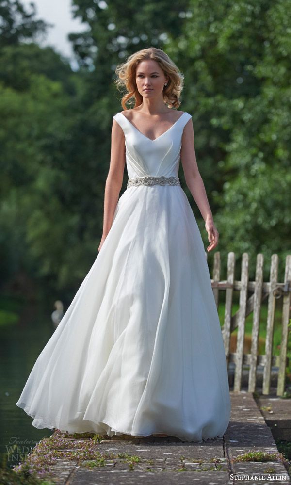 

Love Letters Elegant Wedding Dresses 2016 Designers with V Neck Sparking Sash A Line Robe de Moriee Modest Bridal Gowns, Ivory