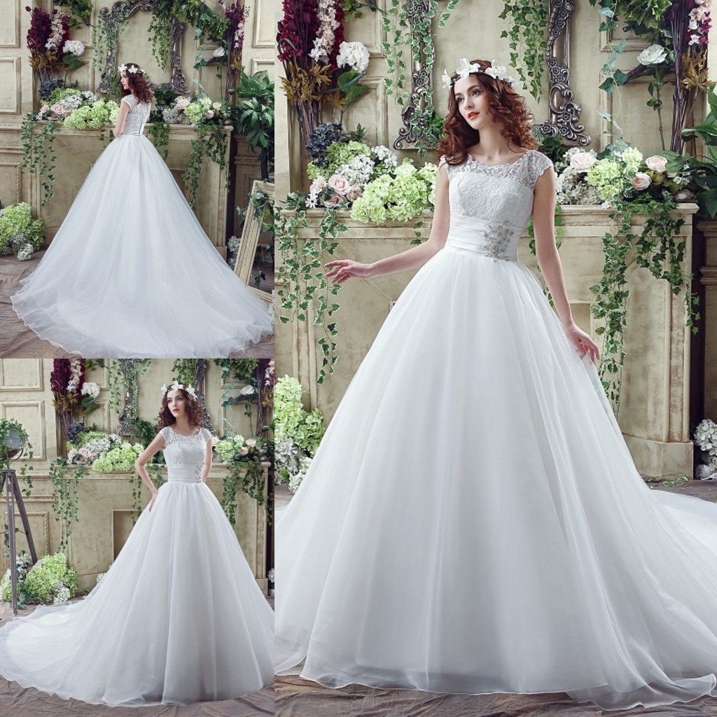 

New Vestidos de Novia Plus Size Wedding Dresses 2018 A Line Sweep train Real Picture 100% Lace Cap Sleeve Cheap Bridal Gowns in Stock, White