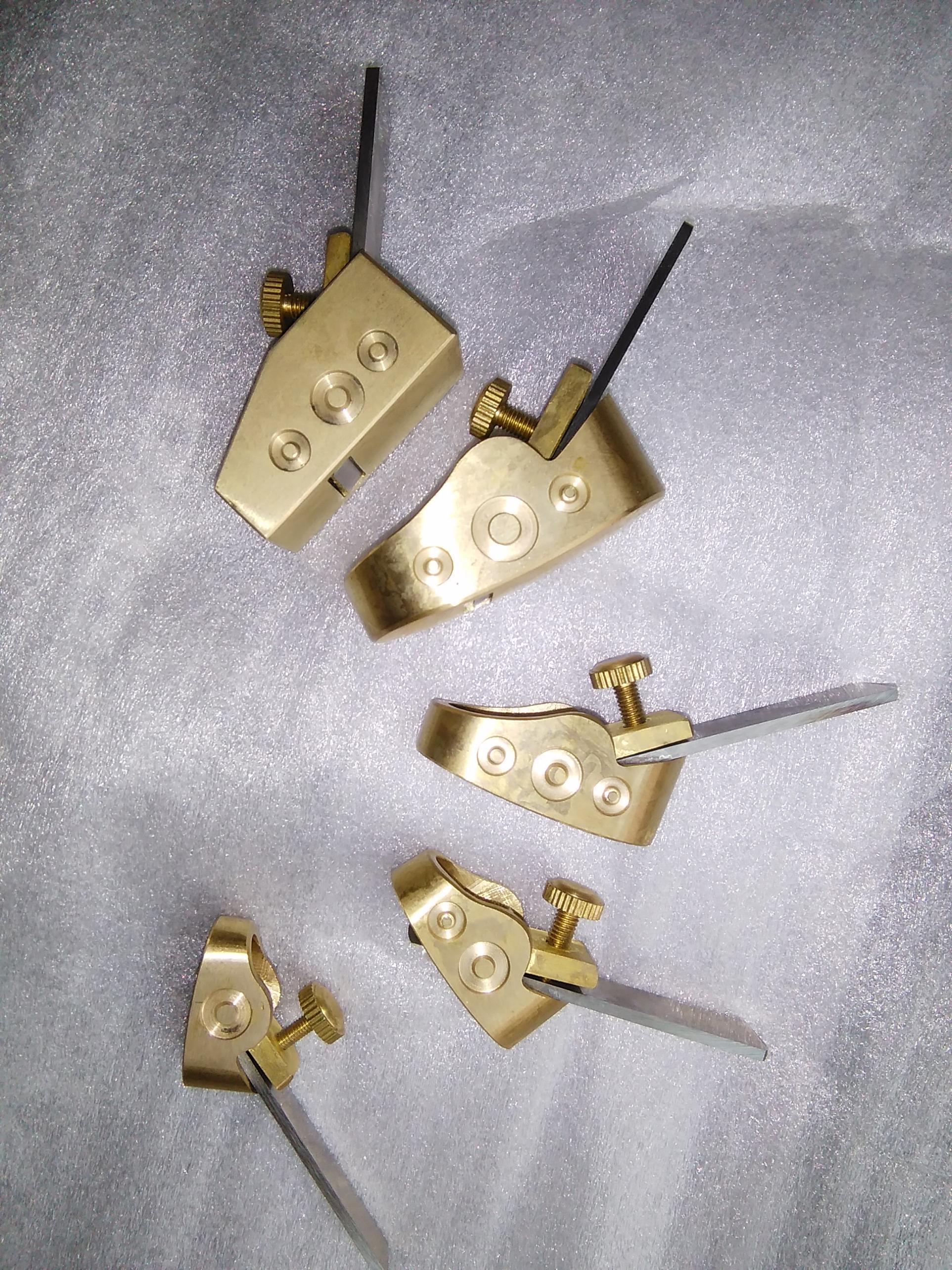 

5 PCs Quality Brass Mini Plane Luthier tools for Violin Viola Cello