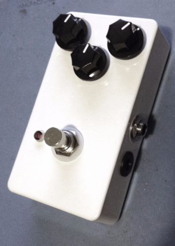 

NEW landtone Satisfaction Fuzz Tone Nano Guitar Effects Pedal @IN STOCK!!