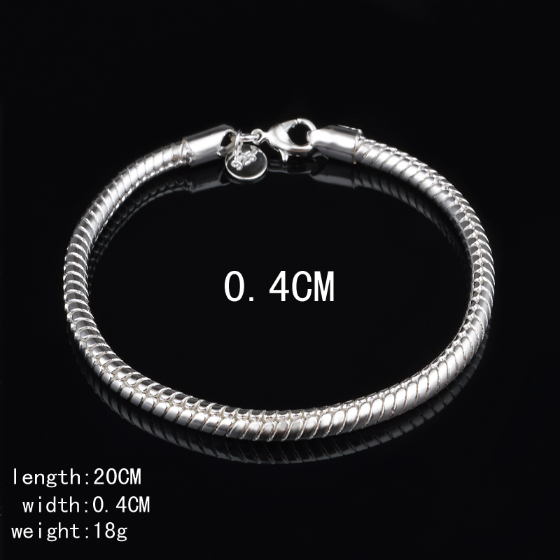 Livraison gratuite avec numéro de suivi Valette supérieure 925 Bracelet en argent 4m Chaînes osseuses de serpent Bracelet Silver Jewelry 20pcs /