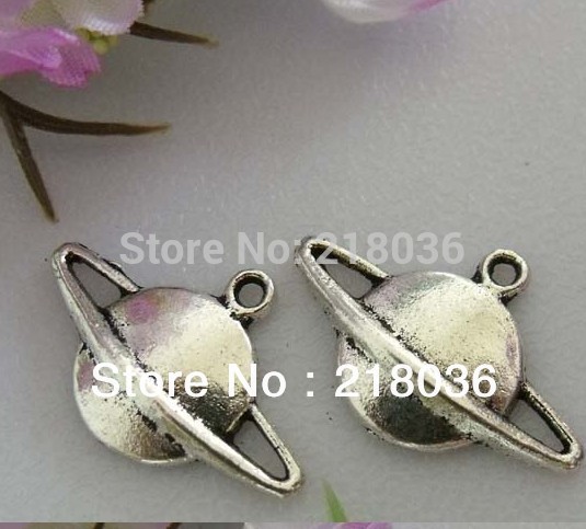 

100pcs Antiques Silver Saturn Alloy Pendants Charm Floating Locket For Bracelet Necklace DIY Making Metal Jewelry Girls Bijoux M1598