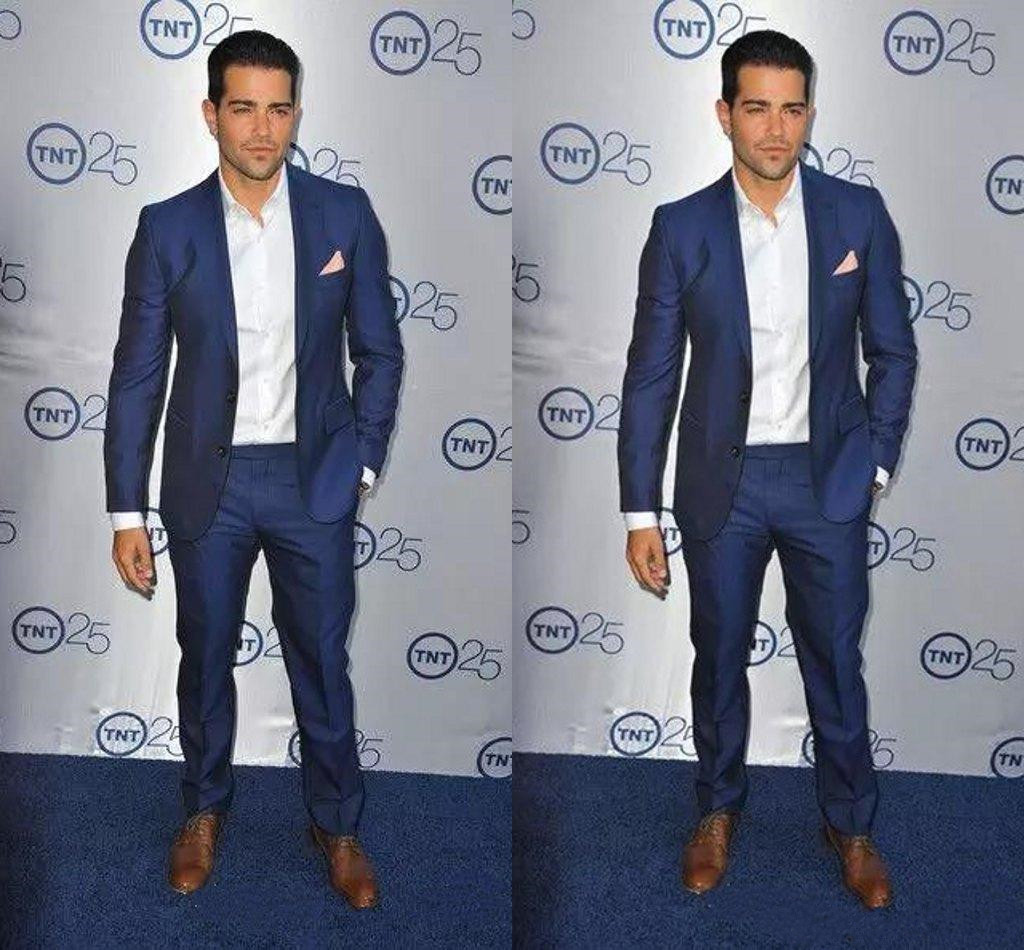 

Fashion Royal Blue Slim Fit Tuxedo For Groom Exquisite Mens Suits For Wedding Mens Prom Formal Wear (Jacket+Pants), Light gray