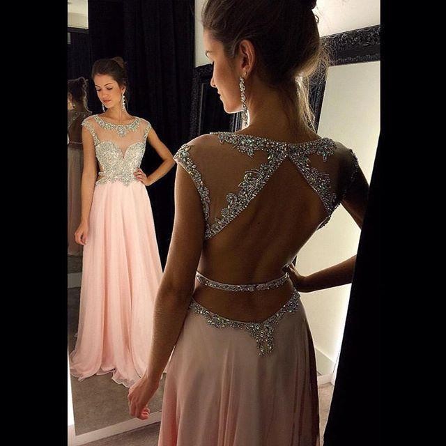 

2018 Cheap Elegent Evening Dresses Illusion Neck Chiffon Prom Gowns Open Back Crystal Major Beading Cap Sleeves Beach Long Women Party Gowns, Hunter