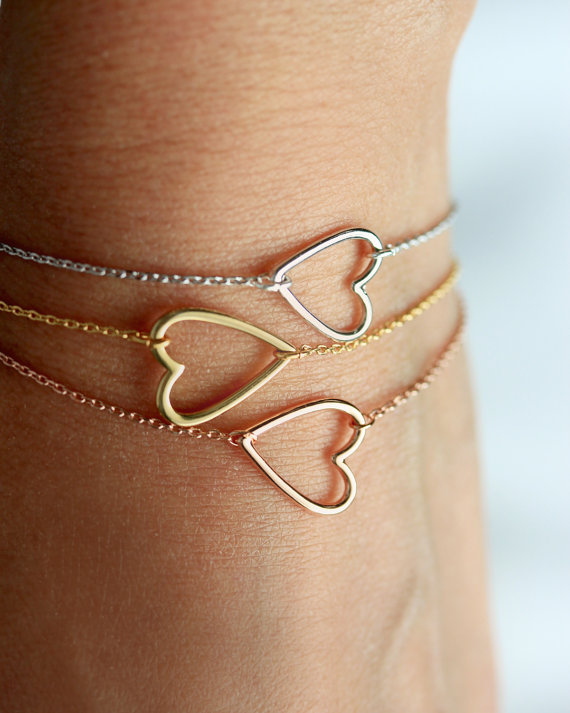 

Gold Silver Tiny Line Hollow Out Open Heart Bracelets Simple Wire Wrapped Love Heart Bracelets for Lovers Couples