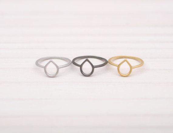 

30PCS Simple Tiny Waterdrop Ring Open Teardrop Ring Cute Outline Raindrop Rings Water Tear Rain Drop Ring for Women