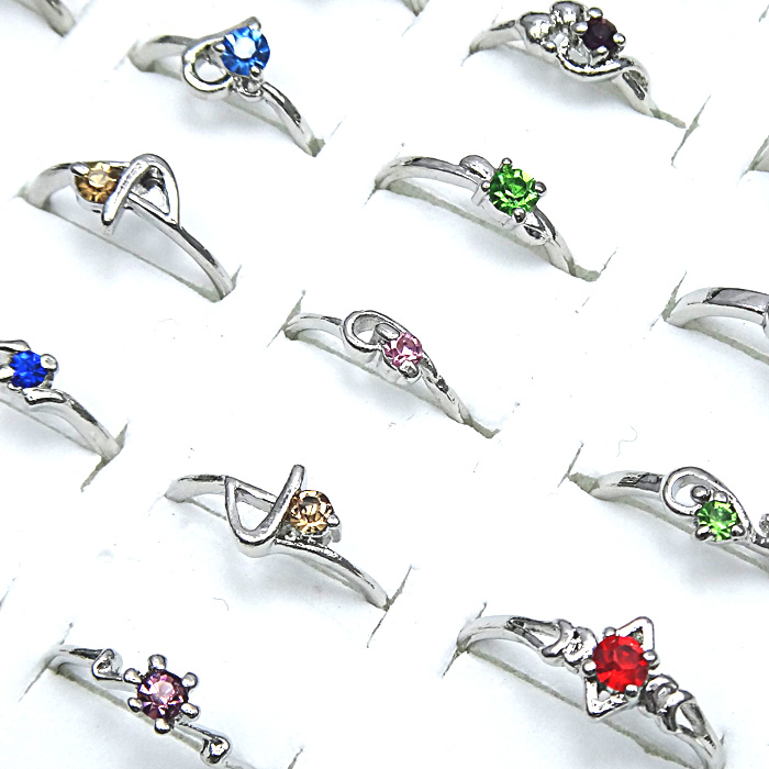 

Big Promotion 100pcs Mix Color Czech Rhinestones Silver Plated Women Rings Wholesale Fashion Jewelry Lots A-067