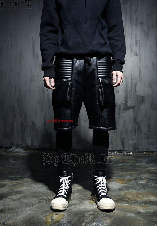 

Wholesale-27-42 ! NEW Free shipping men's brand fashion Bar nightclub singer hairstylist clothing leather shorts, Black