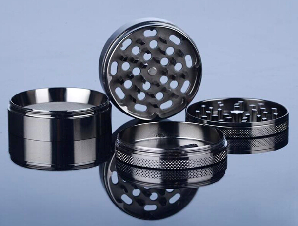 

Wholesale 2016 New Hot 63MM Grinder Zinc 4 Parts Grinder Metal Layers Black Teeth Free Shipping