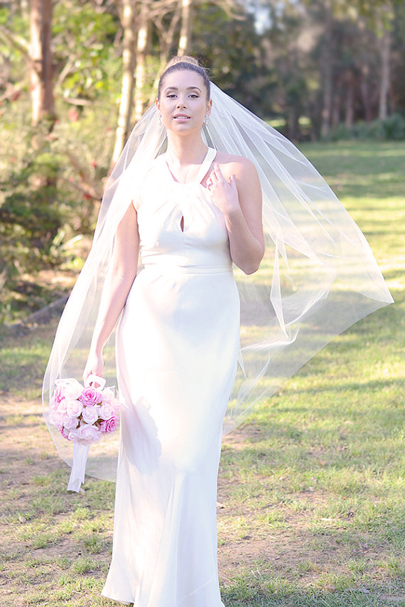 

Hight Quality Fingertip Length White Ivory Champagne Cut Edge Wedding Veil 270