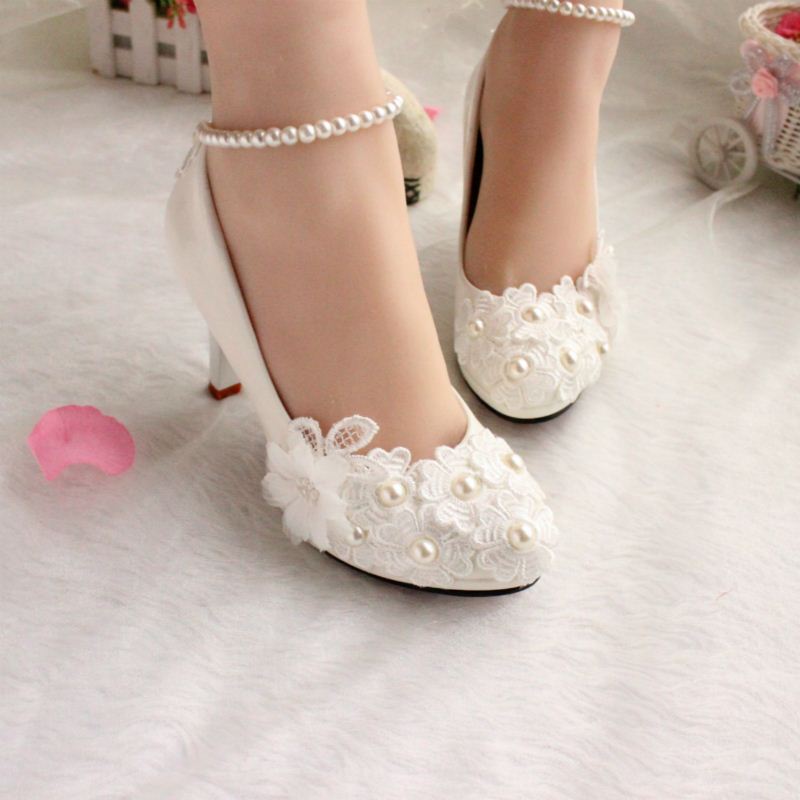 Chaussures de danse blanches à talons bas, chaussures de demoiselle d'honneur de mariage rouges, chaussures de princesse coréennes en perles, pri