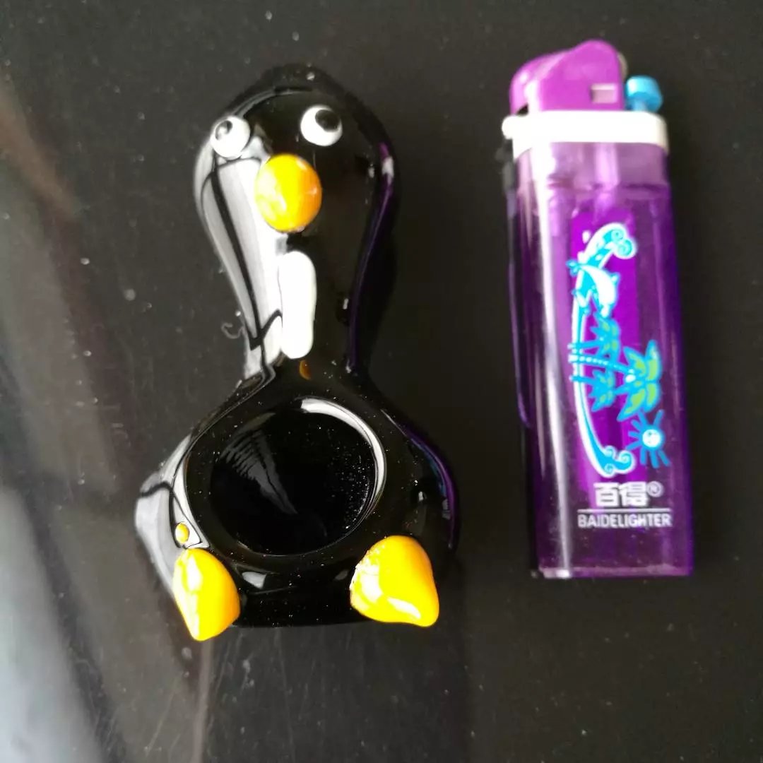 

New penguin pipe , Wholesale Glass bongs Oil Burner Glass Pipes Water Pipes Oil Rigs Smoking Free Shipping